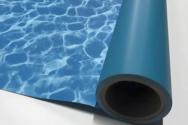 Mantendo sua lona de PVC para piscina: dicas e truques