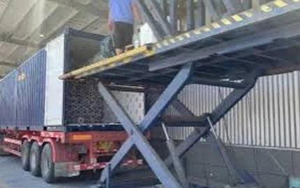 Vídeo de carregamento de produto acabado