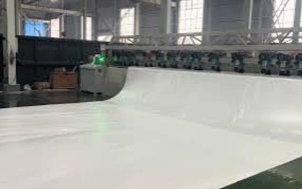 Oficina de produção de pano de cobertura